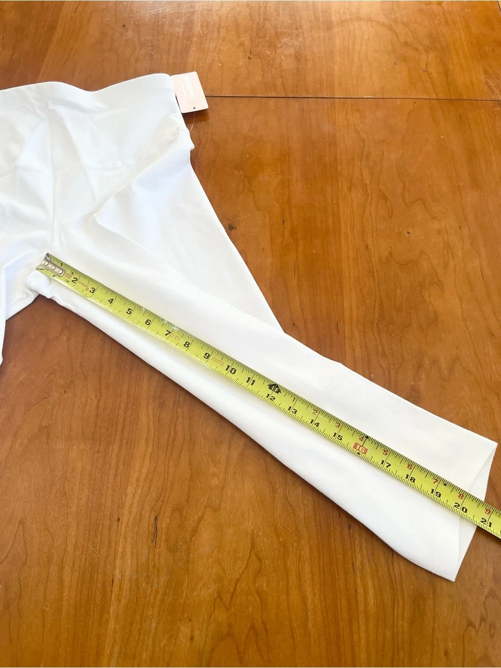 NWT- Nearly Nude Slimming Hi-Waist Capri Shape-Wear Leggings in Cotton/Spandex.